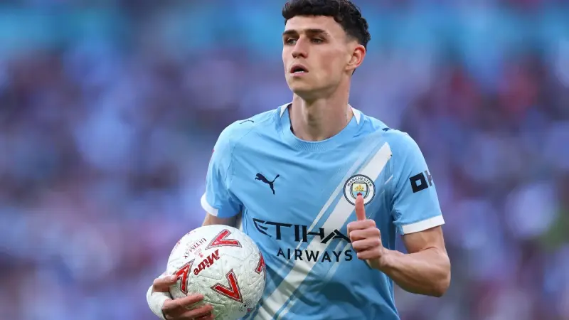 Manchester City secure Phil Foden with new deal through 2030