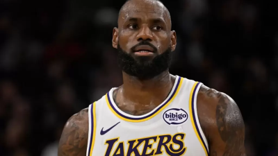 Miami Heat mistake sends LeBron James rumors into overdrive
